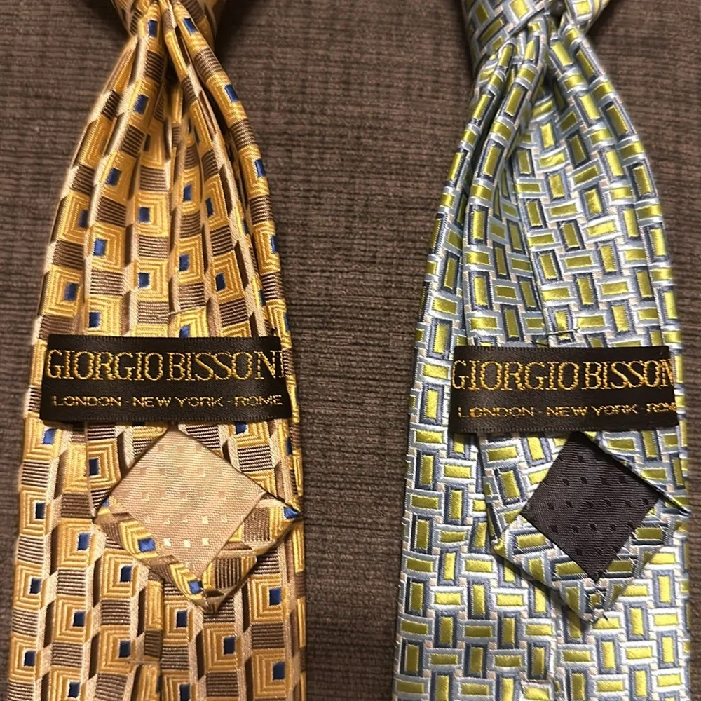 Boys clip on tie.  Excellent condition.  Both are 10.5 inches long.